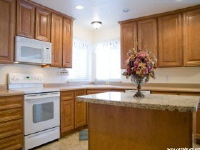 366 E North Canyon Rd, Bountiful, UT 84010 — photo 7