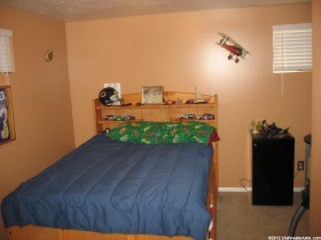 352 N 400 E, Centerville, UT 84014 — photo 8