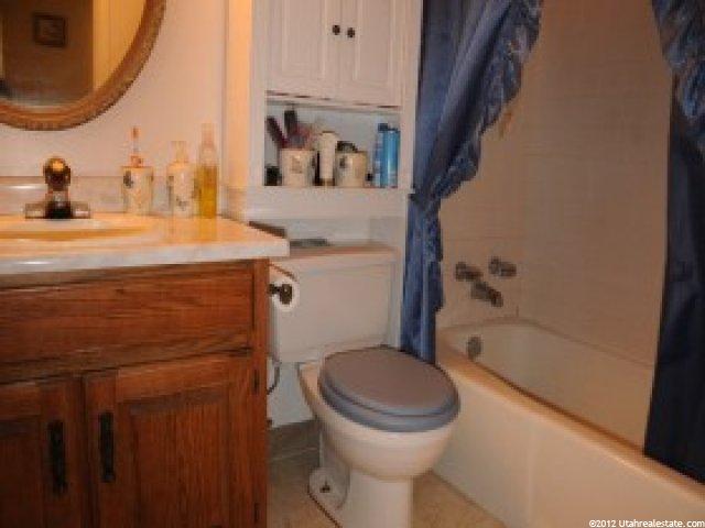 1551 E Tameron Dr, Sandy, UT 84092 — photo 11