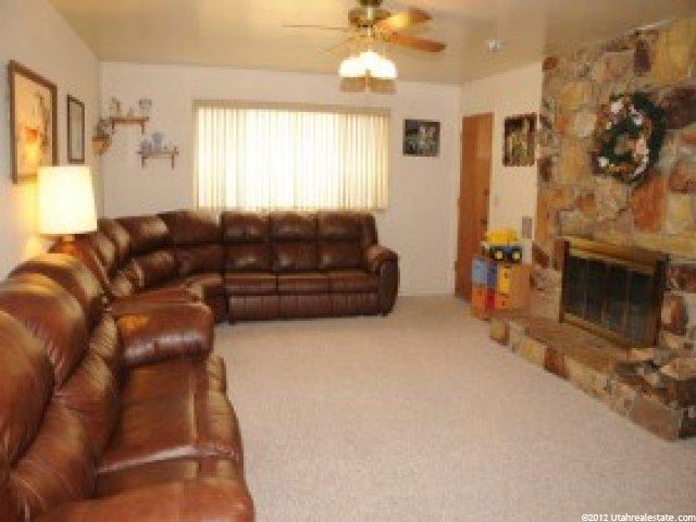 1551 E Tameron Dr, Sandy, UT 84092 — photo 4