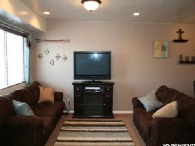 1774 W 5050 S, Roy, UT 84067 — photo 4