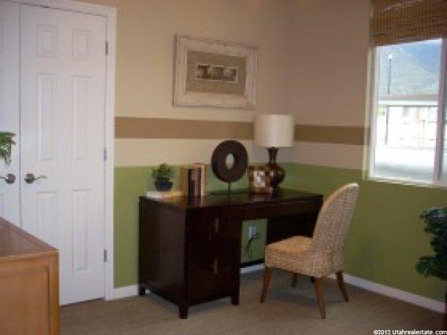 638 N 400 W #D, Centerville, UT 84014 — photo 4