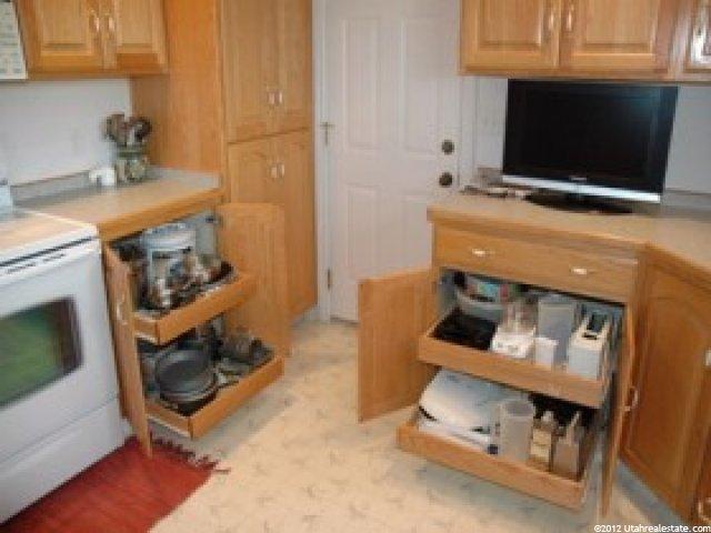 421 E 200 N, Levan, UT 84639 — photo 5