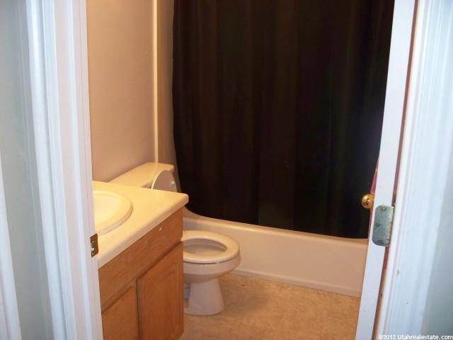 697 E 2900 N, North Ogden, UT 84414 — photo 12