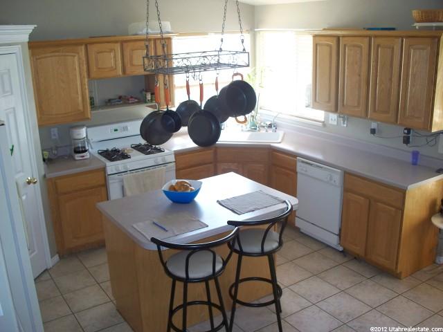 697 E 2900 N, North Ogden, UT 84414 — photo 3