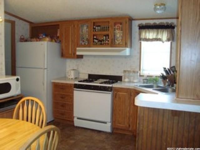 365 S 300 E, Nephi, UT 84648 — photo 8