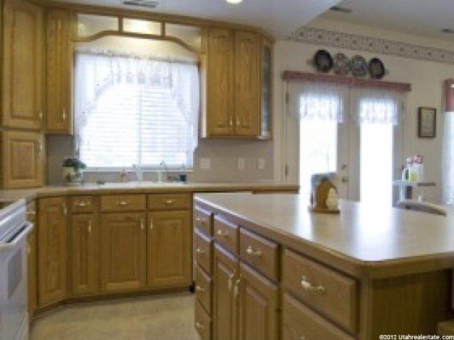 1342 N 1500 W, Clinton, UT 84015 — photo 6
