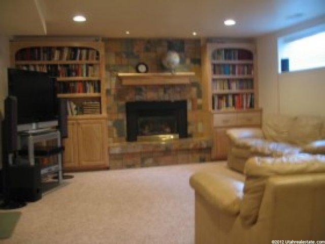 335 N 100 E, Farmington, UT 84025 — photo 3