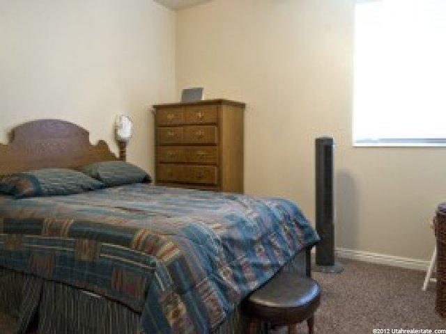 163 W 200 N, Centerville, UT 84014 — photo 8