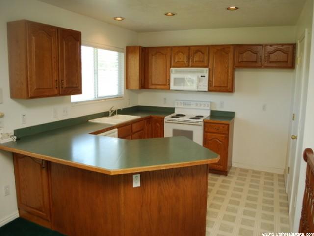794 W 150 S, Clearfield, UT 84015 — photo 3