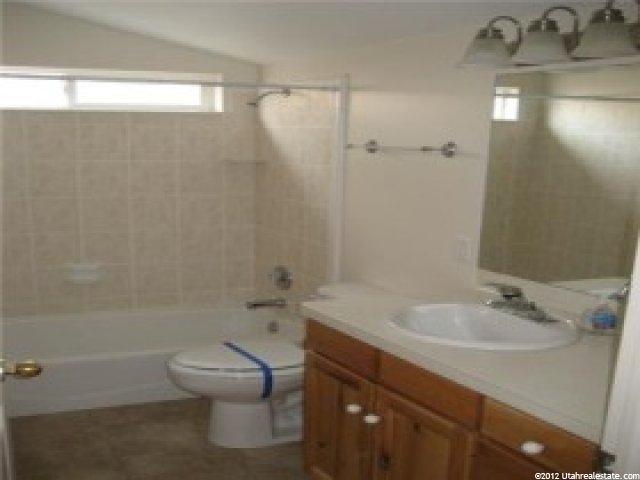 2104 E Summerwood Ln N, Layton, UT 84041 — photo 2