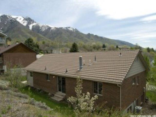2727 Oak Ln, Layton, UT 84040 — photo 2