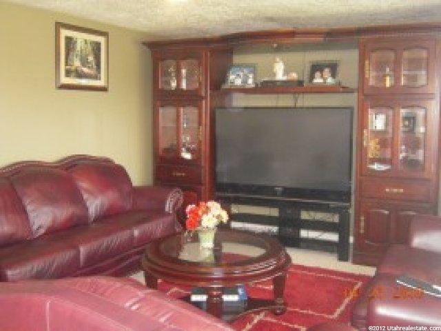 85 Manitoban Ln, Hyrum, UT 84319 — photo 3