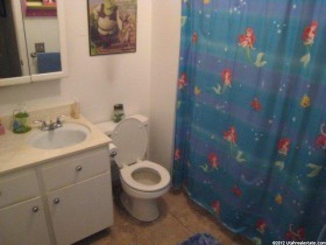 5328 S 570 E, Murray, UT 84107 — photo 9