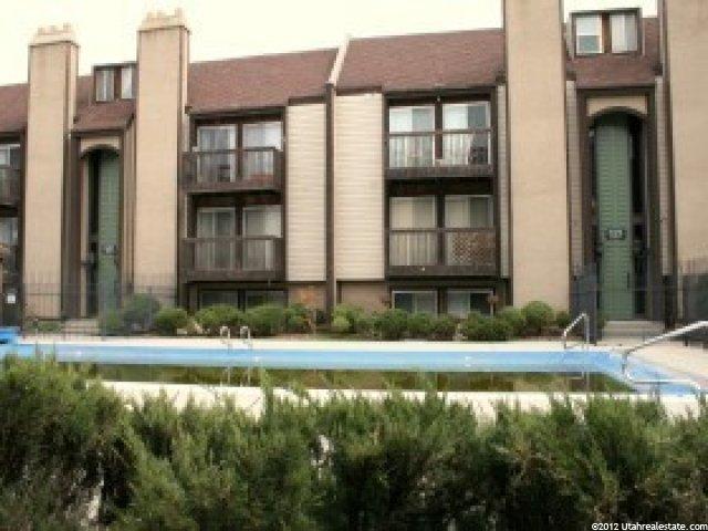 5328 S 570 E, Murray, UT 84107 — photo 2