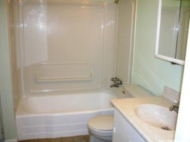 2186 W 5100 S, Roy, UT 84067 — photo 6