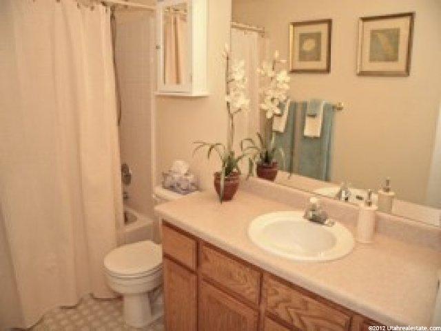 1403 W Silvercreek Dr, Layton, UT 84041 — photo 6