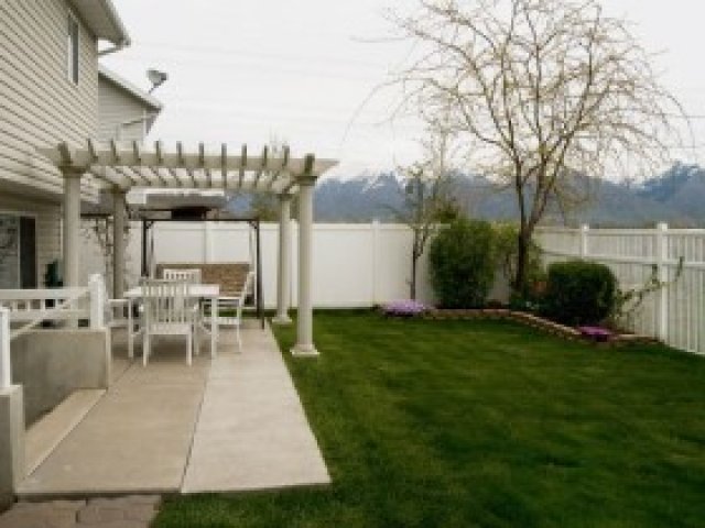 1403 W Silvercreek Dr, Layton, UT 84041 — photo 8