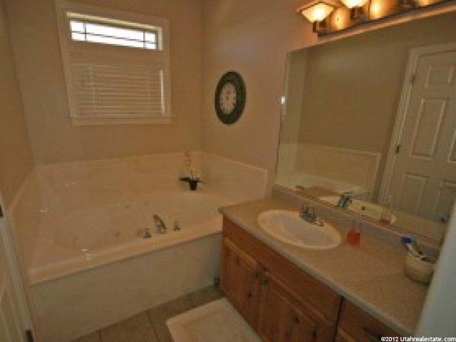 445 N 200 E, Hyde Park, UT 84318 — photo 9
