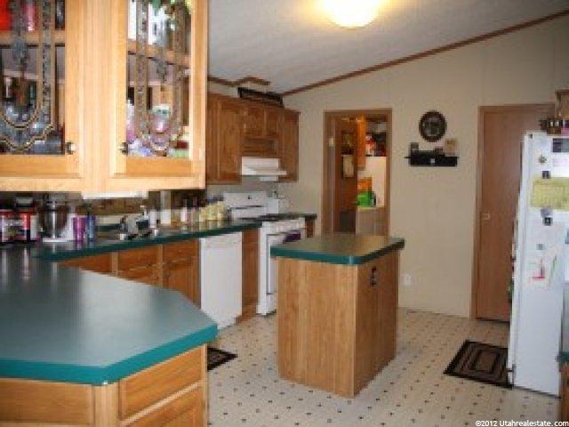 291 E 700 N, Vernal, UT 84078 — photo 2