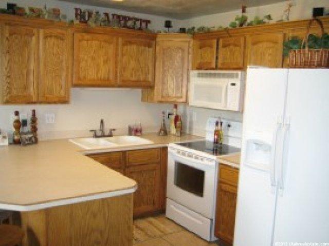 3810 Augusta Dr, Syracuse, UT 84075 — photo 4