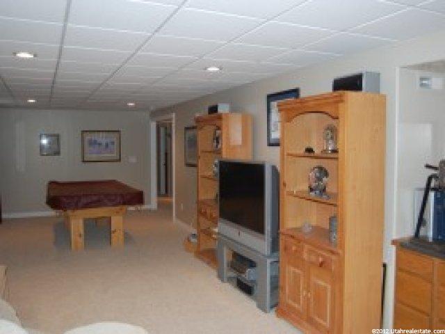 822 E 3300 N, North Ogden, UT 84414 — photo 10
