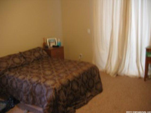 638 N 400 W, Centerville, UT 84014 — photo 11
