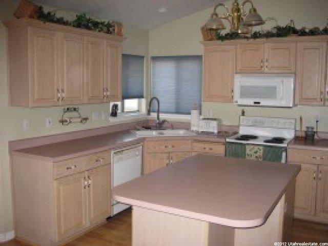 9467 S 2280 E, Sandy, UT 84092 — photo 4