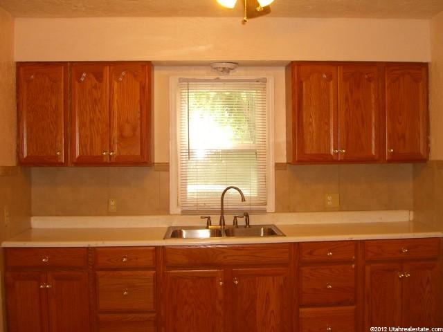 728 Healy St, Ogden, UT 84403 — photo 2