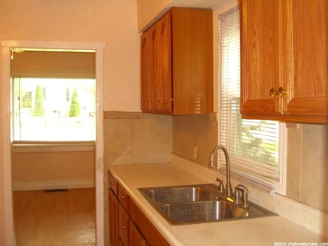 728 Healy St, Ogden, UT 84403 — photo 3