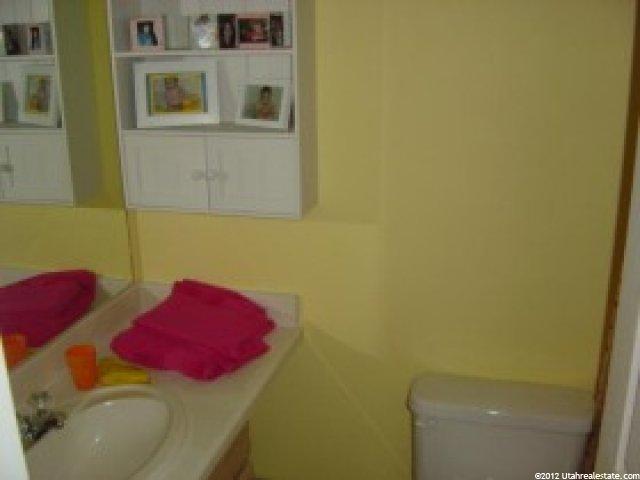 872 W 150 N, Layton, UT 84041 — photo 6