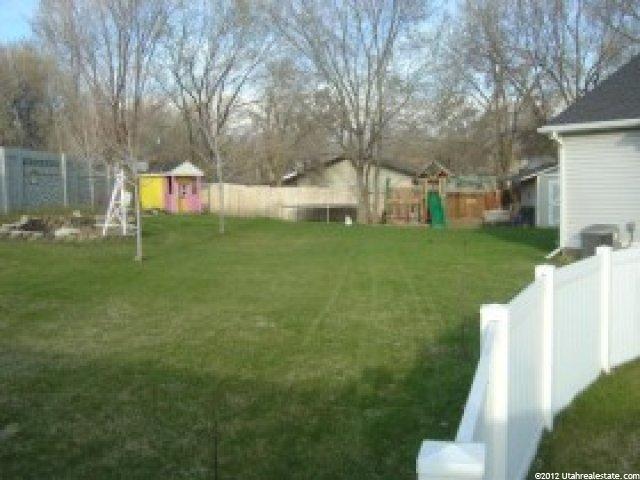 872 W 150 N, Layton, UT 84041 — photo 9
