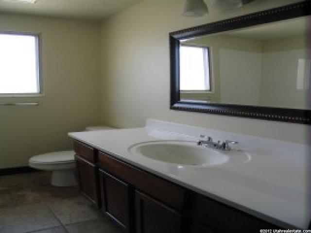 211 Maple Dr, North Salt Lake, UT 84054 — photo 4