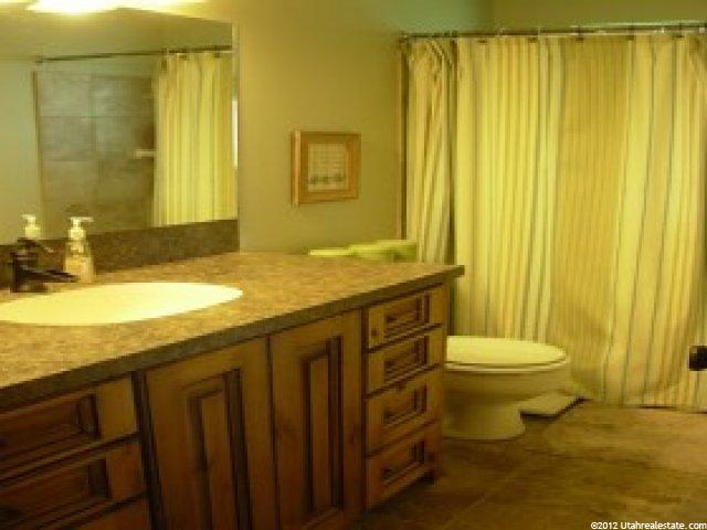 2565 S 450 W, Perry, UT 84302 — photo 8