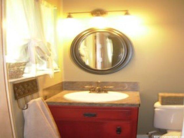 2565 S 450 W, Perry, UT 84302 — photo 9