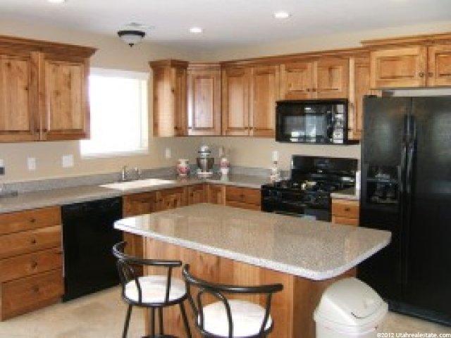 161 S 1170 E, Hyrum, UT 84319 — photo 2