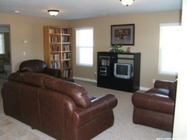 161 S 1170 E, Hyrum, UT 84319 — photo 4
