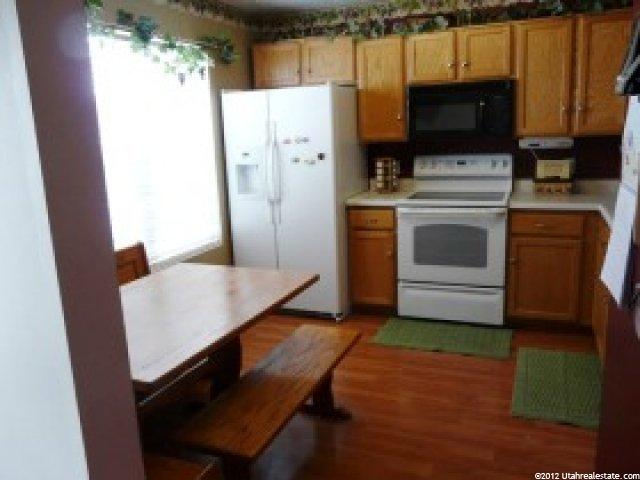 536 S 425 E, Clearfield, UT 84015 — photo 4