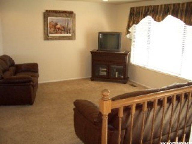 83 E 1950 S, Clearfield, UT 84015 — photo 2