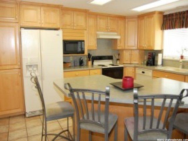679 E 3350 N, North Ogden, UT 84414 — photo 9