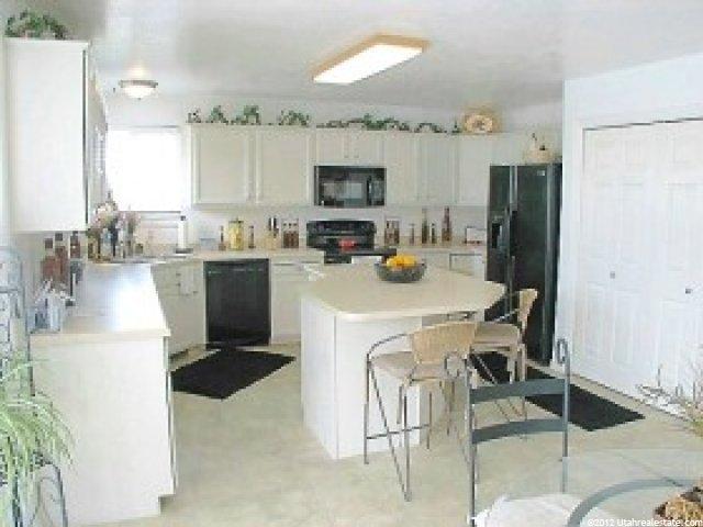 1063 E 3300 N, North Ogden, UT 84414 — photo 3