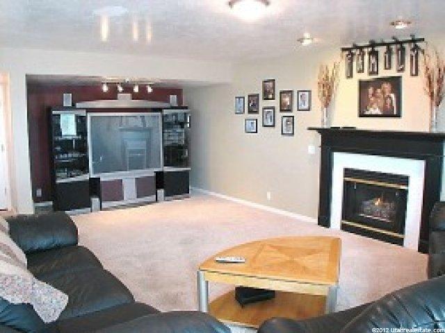 1063 E 3300 N, North Ogden, UT 84414 — photo 4