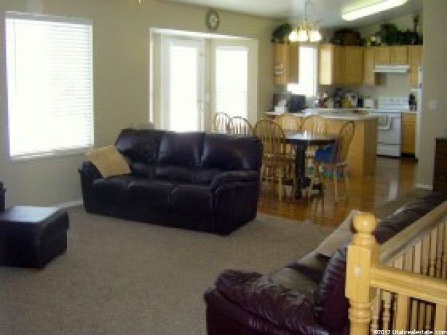 1467 N 2525 W, Layton, UT 84041 — photo 2