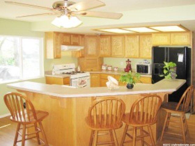 309 W Elberta Dr, Pleasant View, UT 84414 — photo 2