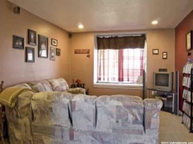 488 E 200 S #A1, Clearfield, UT 84015 — photo 3