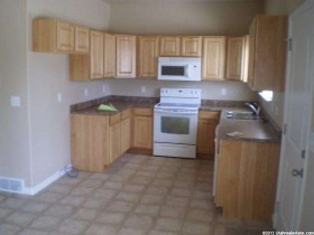 1606 W 300 S #22, Vernal, UT 84078 — photo 2