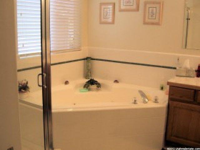 539 E 2550 N, North Ogden, UT 84414 — photo 7