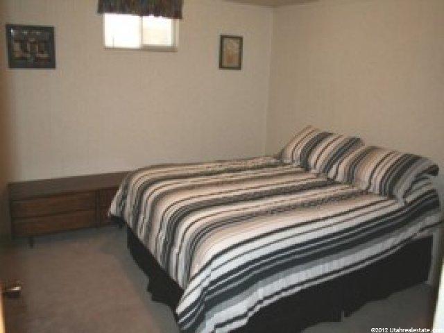 1047 N Kingswood Rd, Kaysville, UT 84037 — photo 9