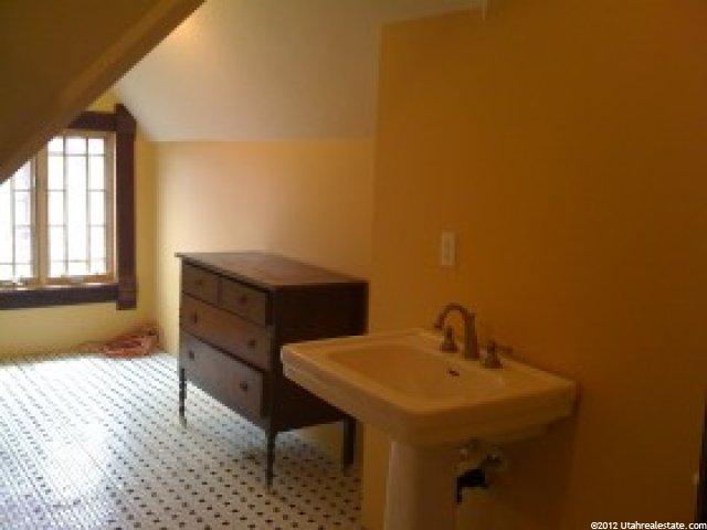 2532 S Jefferson Ave E, Ogden, UT 84401 — photo 10