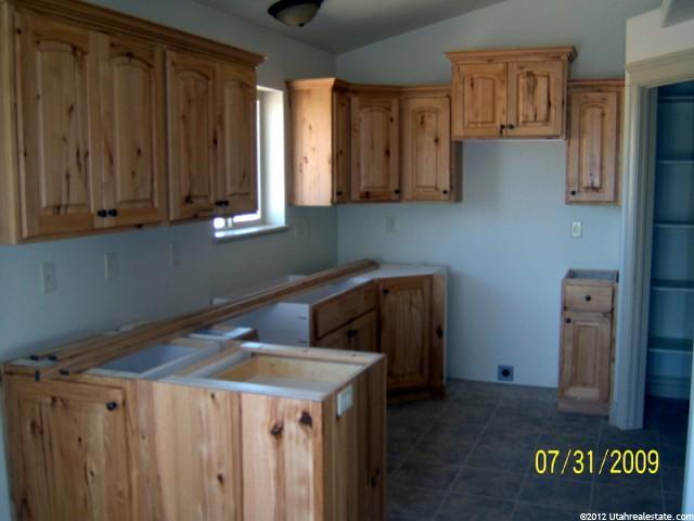 870 W 460 S, Tremonton, UT 84337 — photo 3